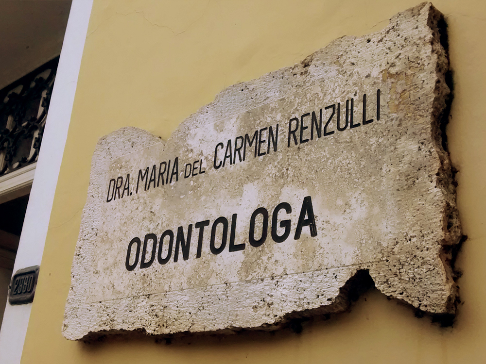 Dra. M. del Carmen Renzulli - Consultorios Odontológicos Santa Fe